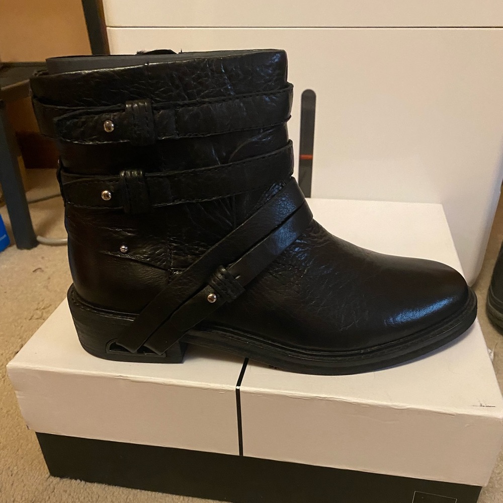NEW IN BOX Dolce Vita Kiera strappy moto boot